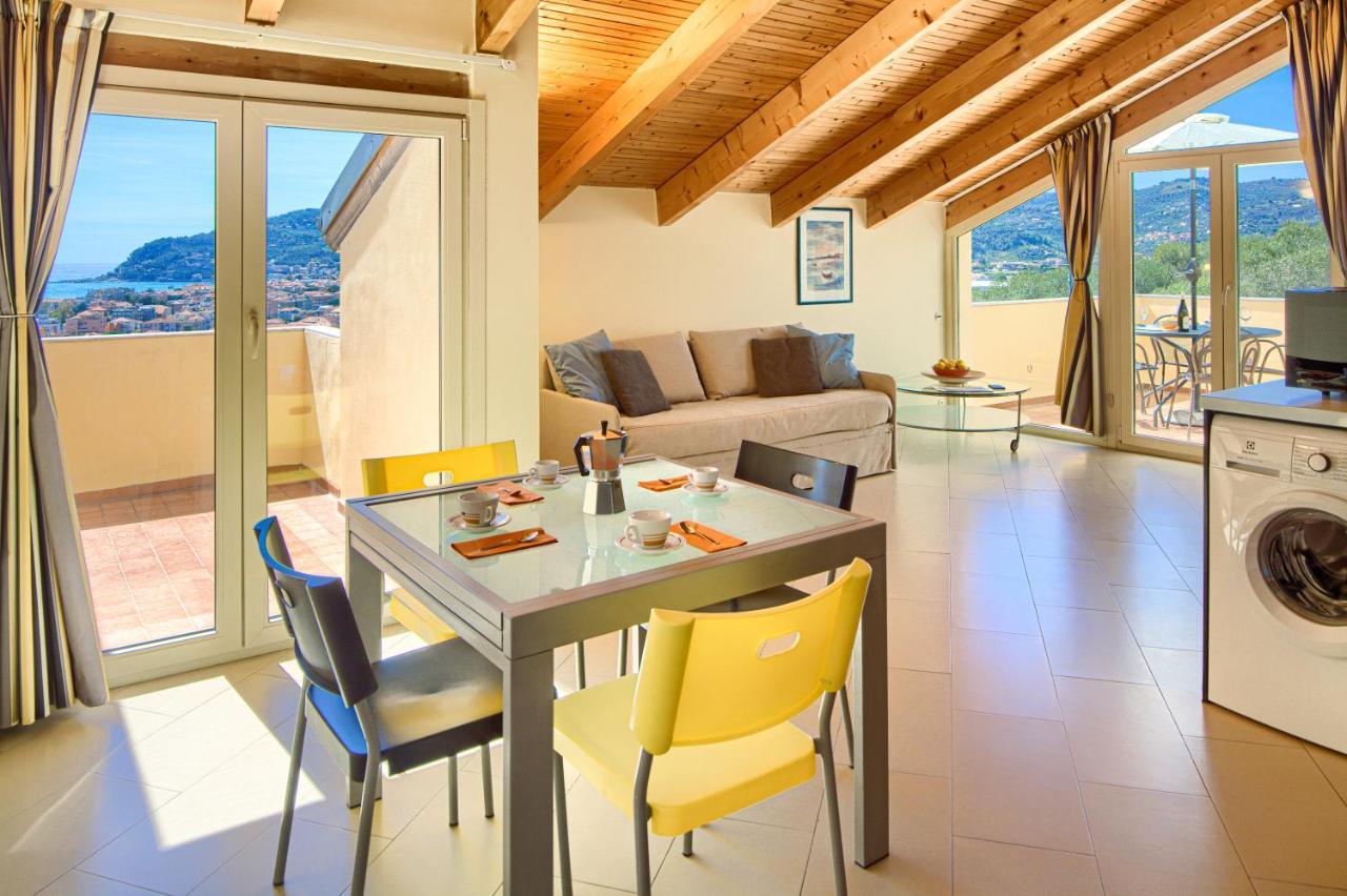 Appartamenti Villa Il Poggiolo Диано-Марина Экстерьер фото